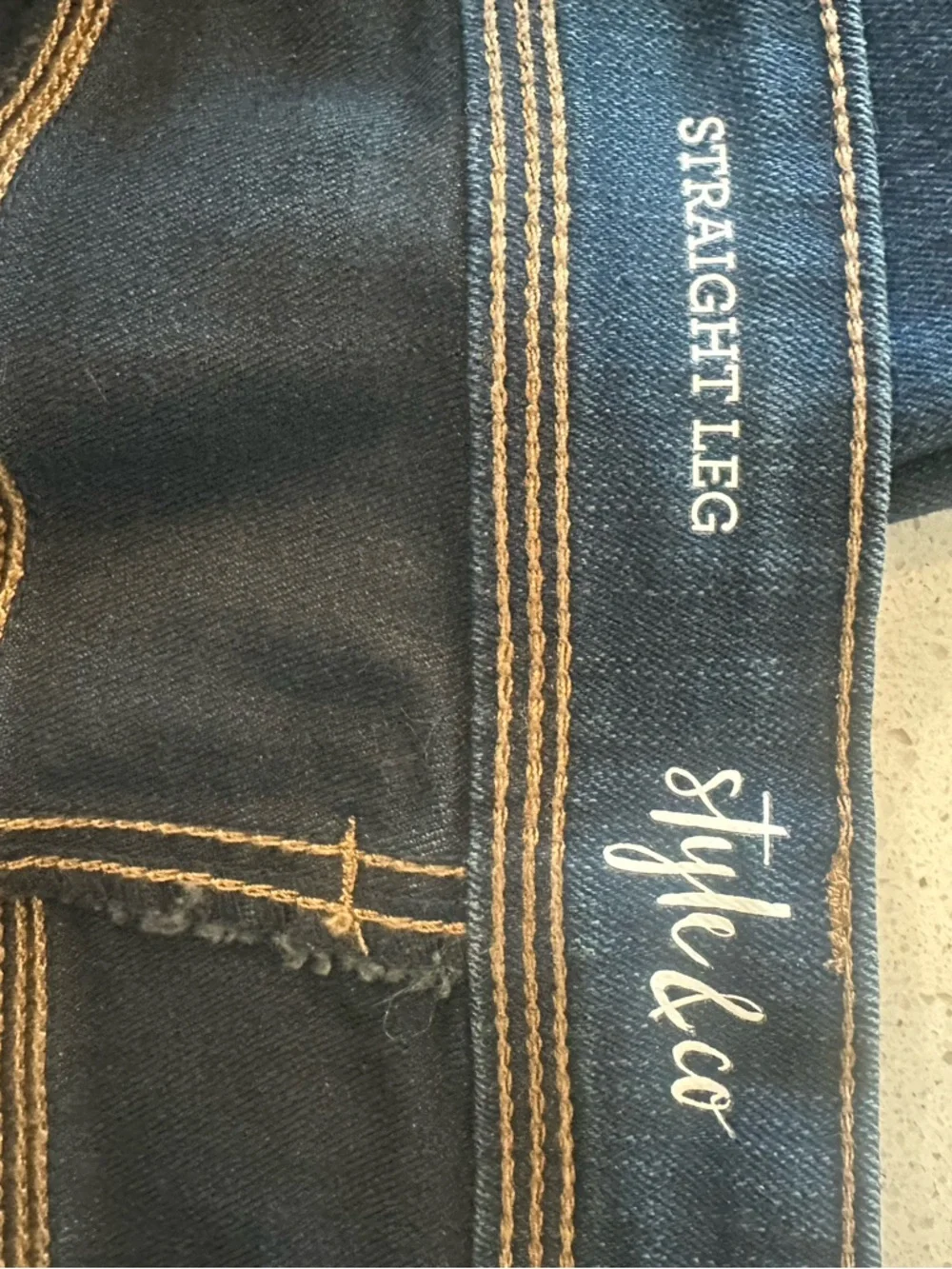 Style & Co. Women's Dark Indigo Straight-Leg Jeans 16Short EUC